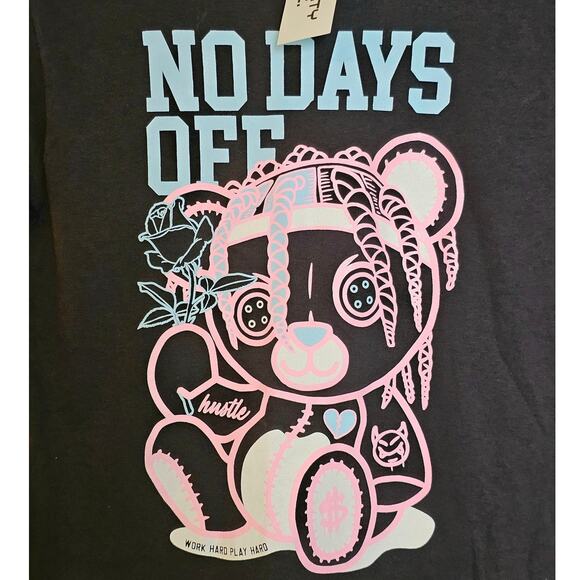 B Forty Inc. NWT Black & Pink No Days Off Bear Graphic T Shirt - Picture 3 of 5